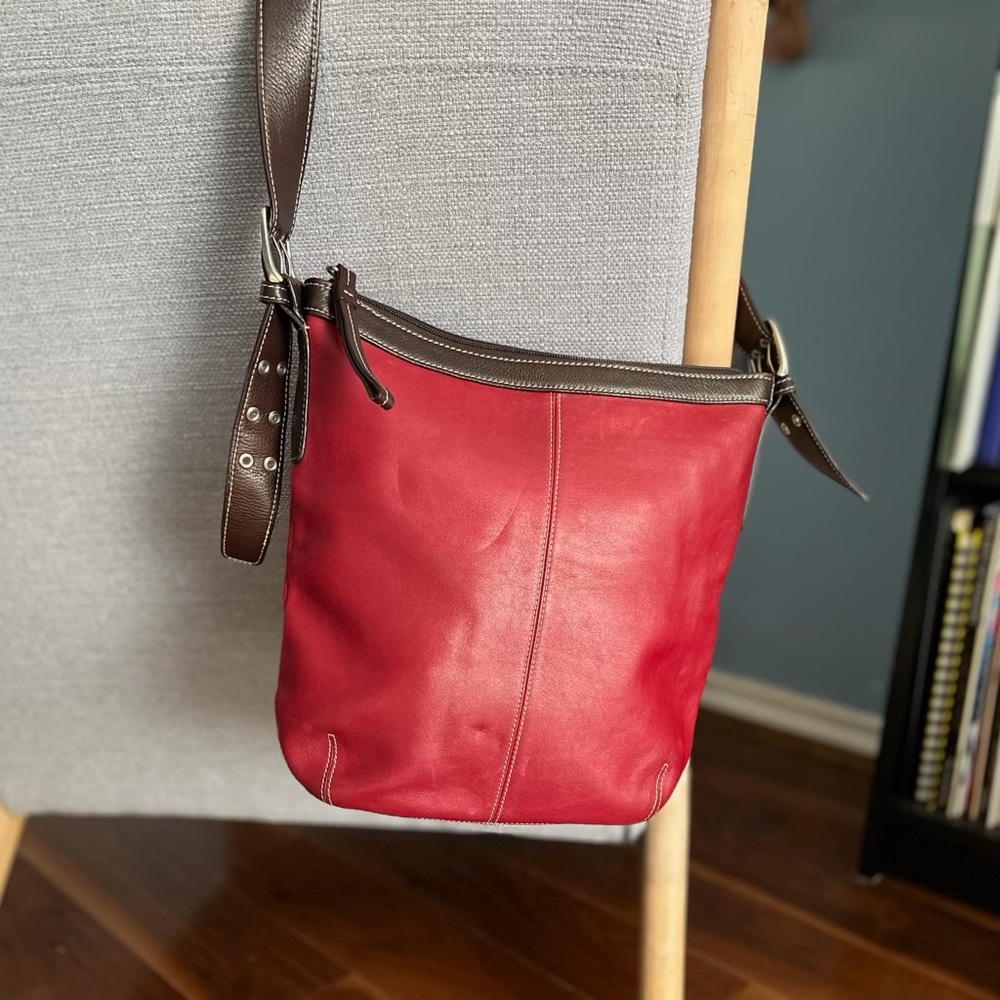 red large tignanello y2k vintage leather shoulder purse